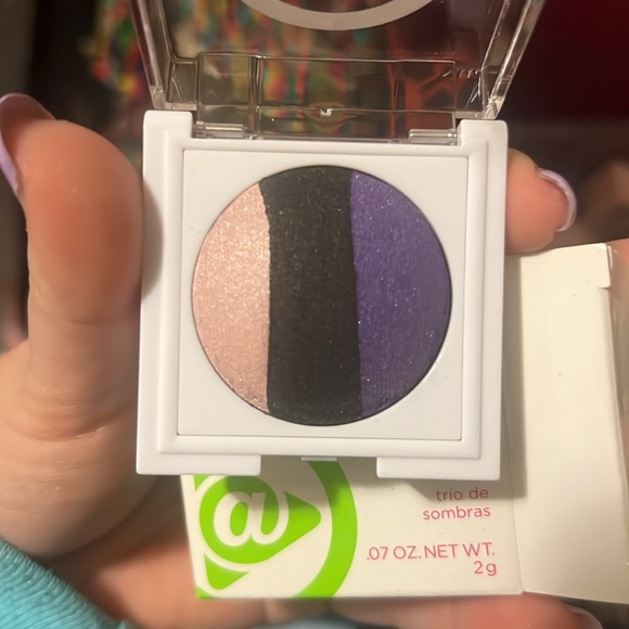 Marykay at play eyeshadow - Picture 4 of 4